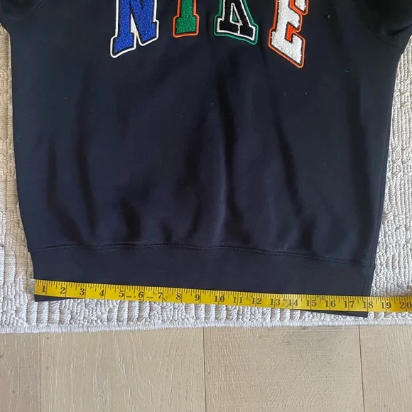Nike Men's Black Crewneck Sweater with Multicolor Logo - Picture 4 of 5